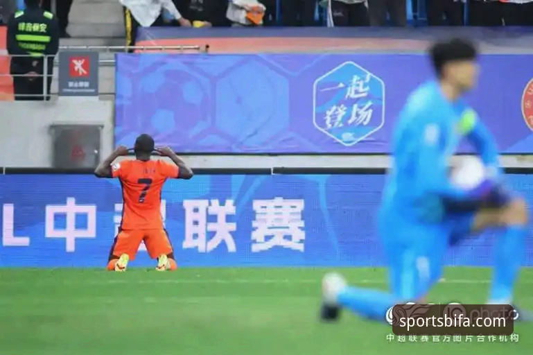 青岛海牛3-1完胜上海海港，13年等待的胜利密码解析